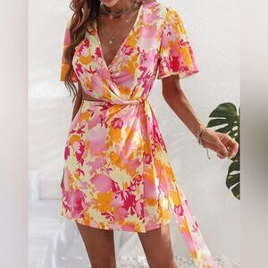 SHEIN Floral Print Butterfly Sleeve Cut Out Twist Side Dress Size XL 4 0401